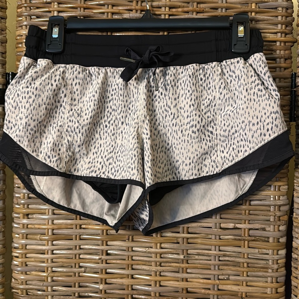 Women's Two-Tone Printed Running Shorts - Black and Cream